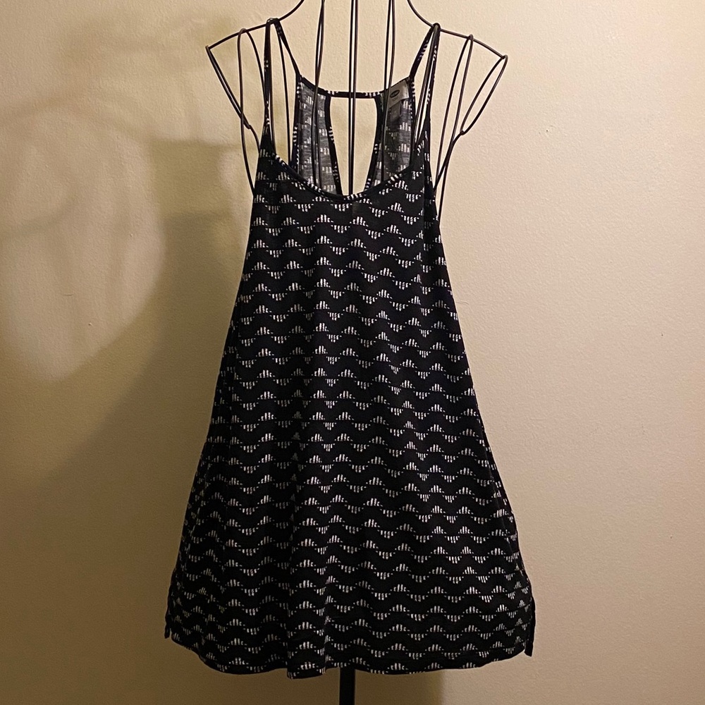 Old Navy Spaghetti Strap Summer Blouse